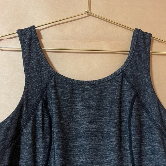 Lululemon | Run Free Tank Heathered Black Scoop Neck Ruffle Back Tank Top Size 8 - Picture 3 of 12